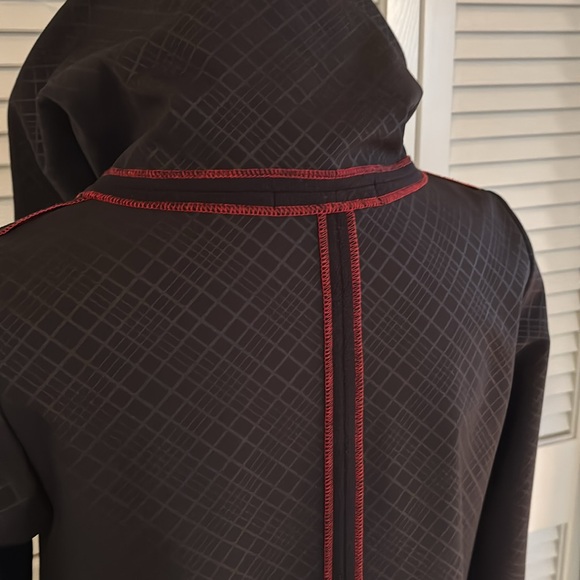 Lousje & Bean Assymetrical Zip Car Coat Women’s Black w/ Red Trim Size Small - Picture 6 of 13